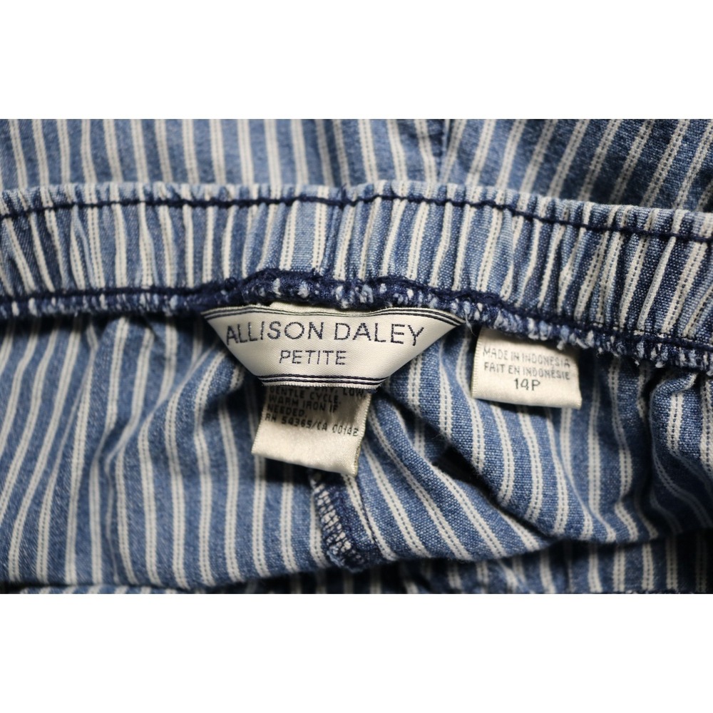 Allison Daley Pre Owned Women's Comfort Fit Capri Pants  14P Blue/White - Picture 6 of 7
